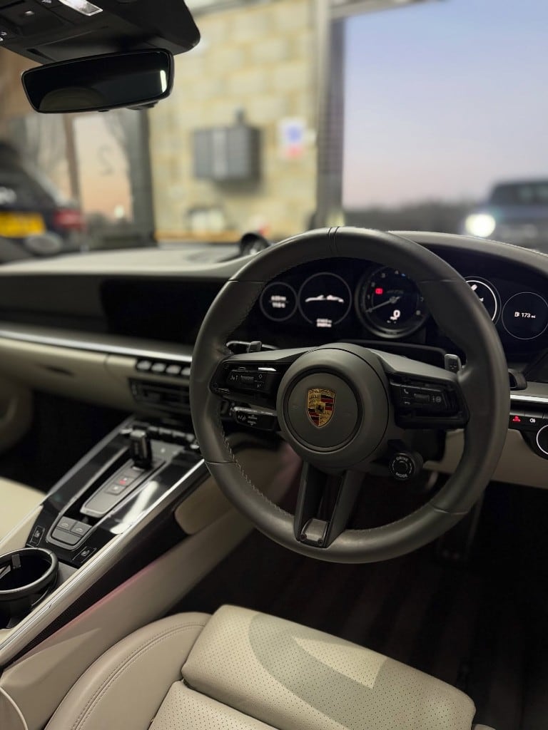 Porsche 911 interior detailed to perfection