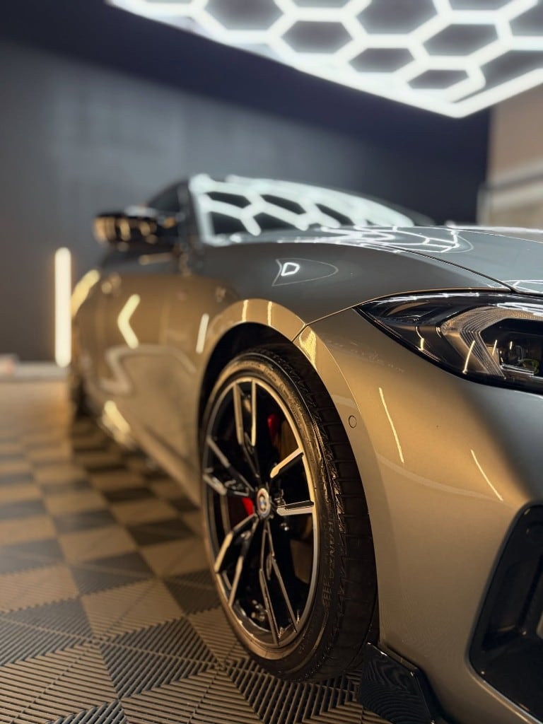 BMW gleaming front end under hex studio lighting